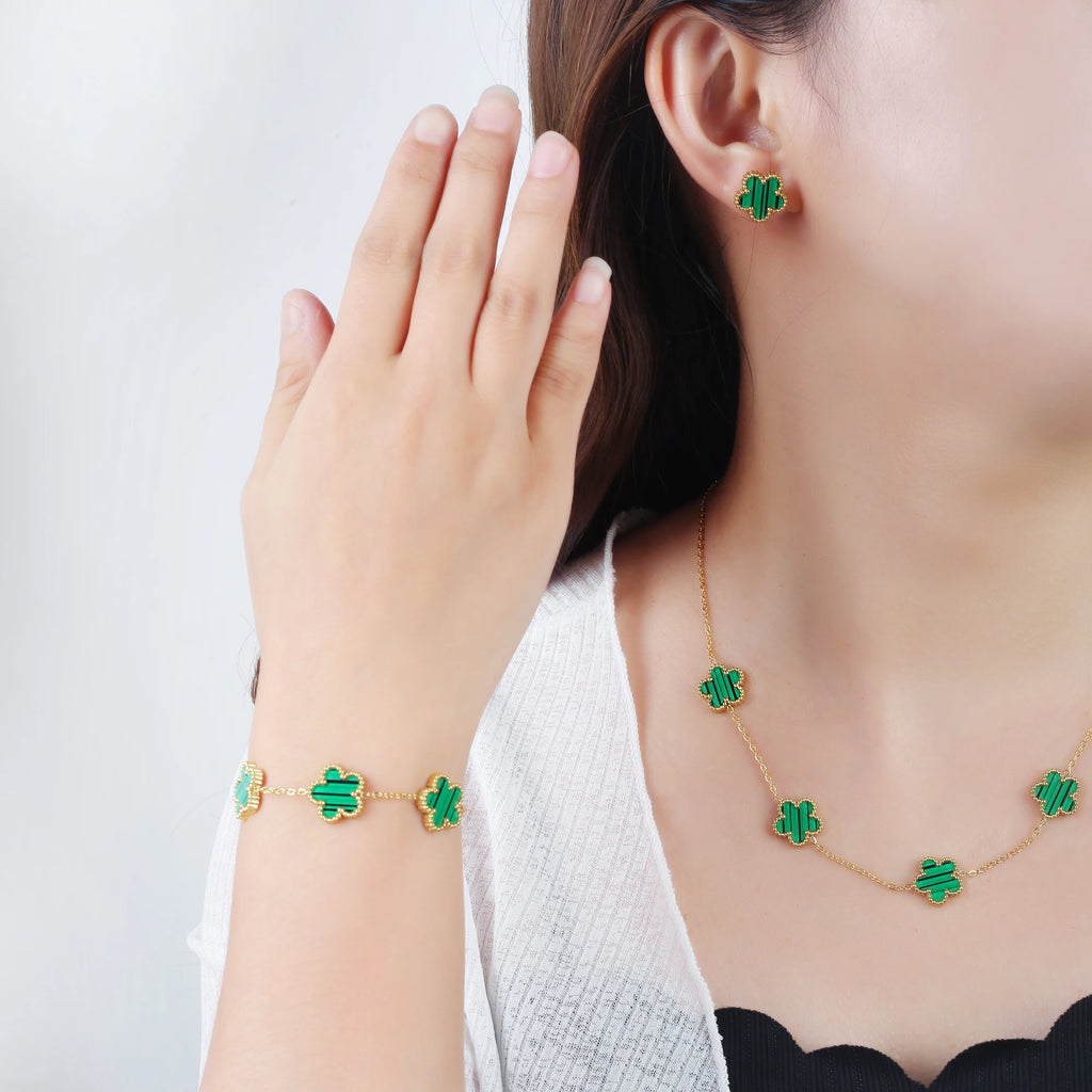 Lucky Clover Shell Bracelet for Women