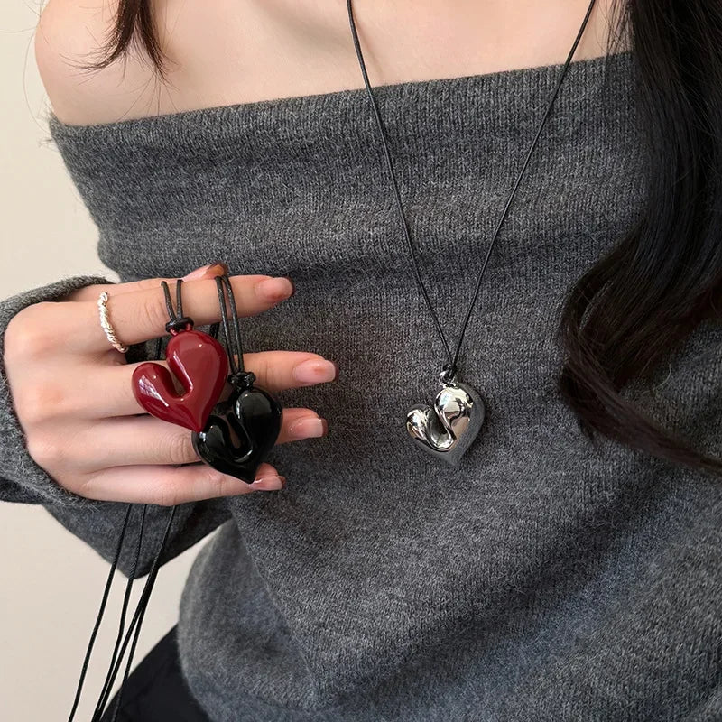 Vintage Red Heart Pendant Necklace for Women – 80s Aesthetic Romantic Choker