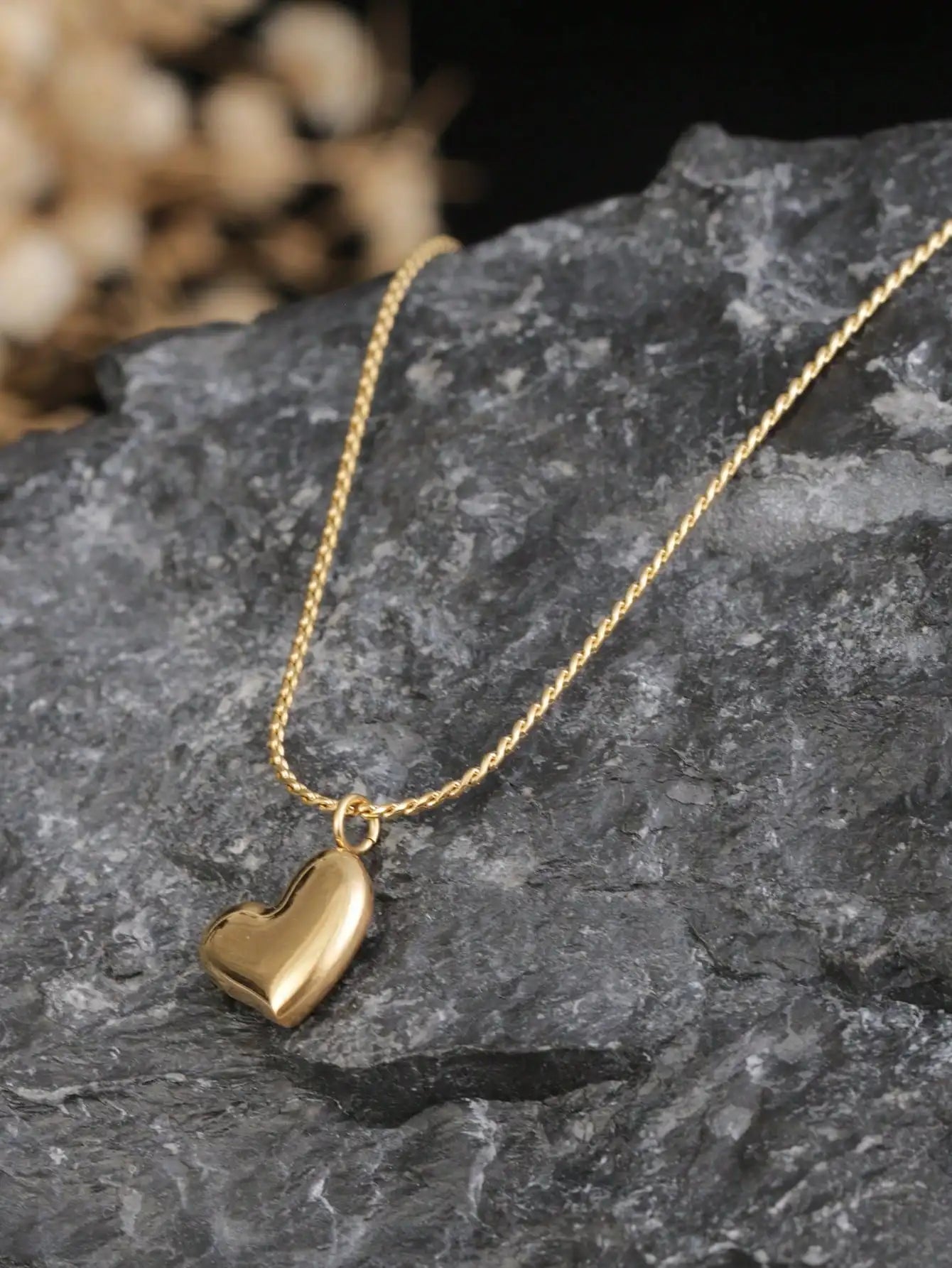 18K Gold Tone Curved Heart Pendant Necklace – Minimalist Stainless Steel Jewelry for Women