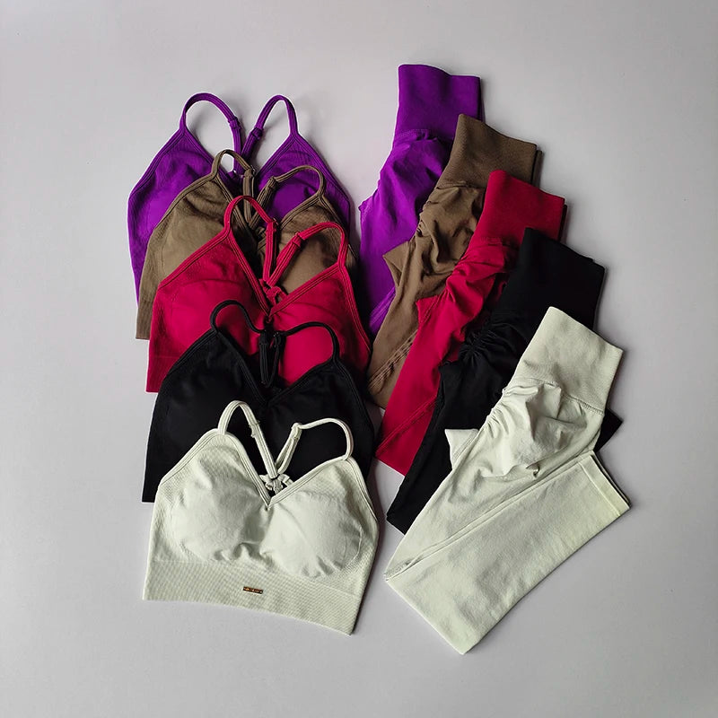 Seamless Hip-Lifting Yoga Set – V-Neck Bra & Leggings