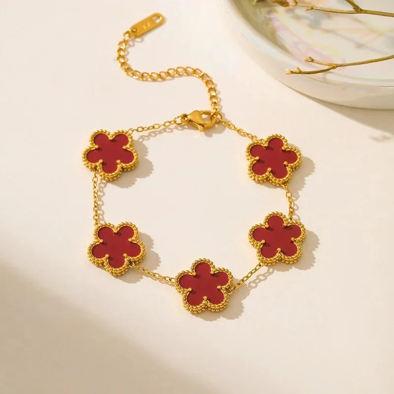 Lucky Clover Shell Bracelet for Women