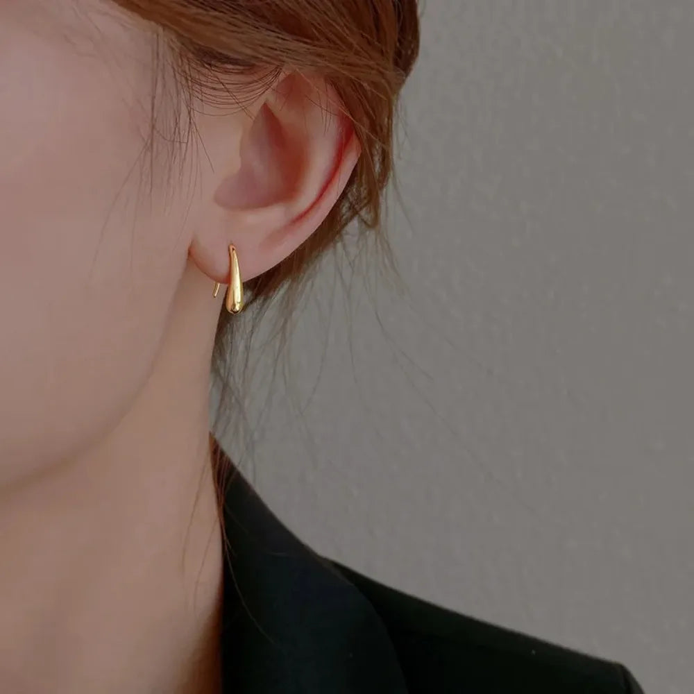 Silver Water Drop Earrings for Women – Simple Retro Elegant Teardrop Jewelry