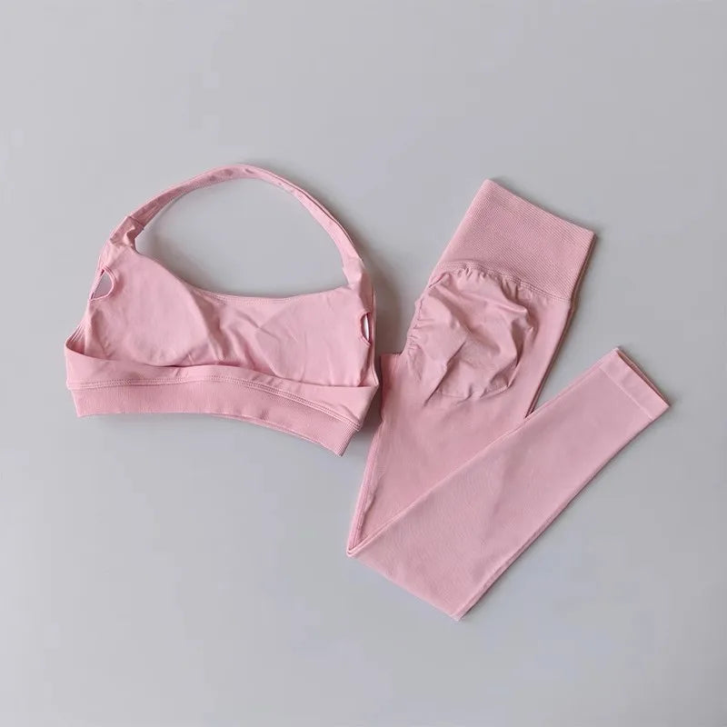 Sculpting Seamless 2-Piece Yoga Set – High-Waisted Gym Leggings & Neck-Hanging Sports Bra